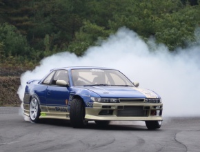 サーキット競技専用車